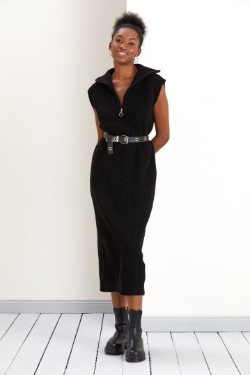 Women’s wide zip collar knitted dress in black 