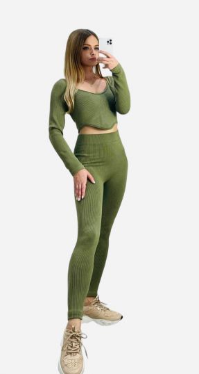 Women’s long sleeve cropped coordinate legging set